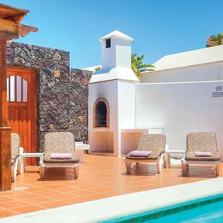 Puerto Del Carmen Sleeps 6 Wifi T707636 Villa Puerto del Carmen (Lanzarote)